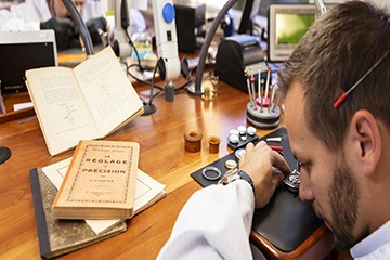 杭州江诗丹顿表保养服务地址